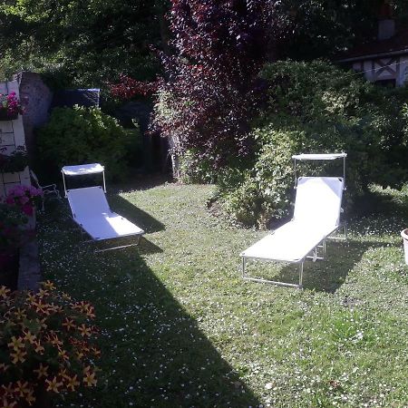 Gite Au Bord Du Lac Montville Exterior foto
